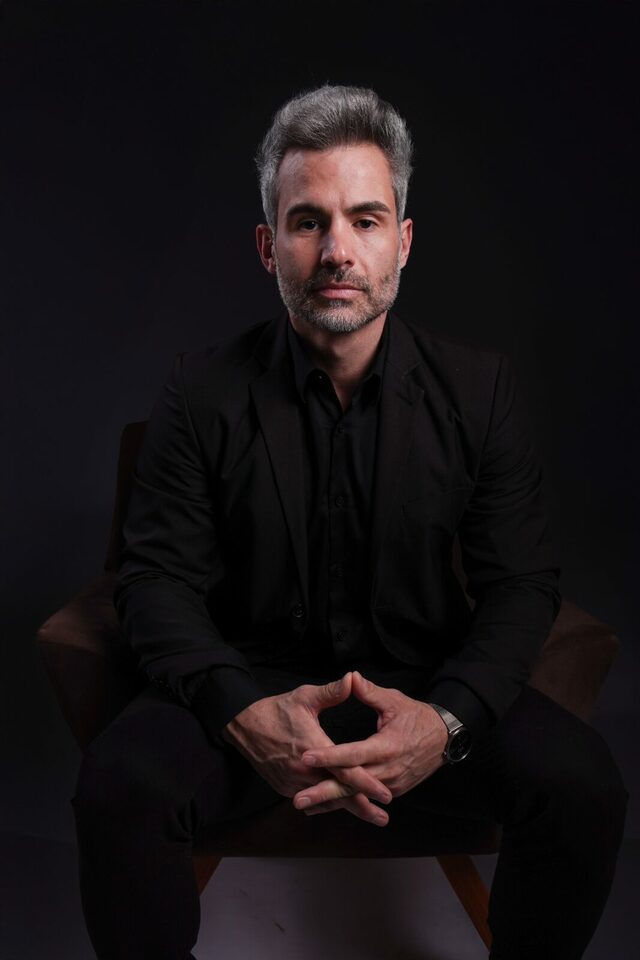 Dr. Henrique Vasconcelos 