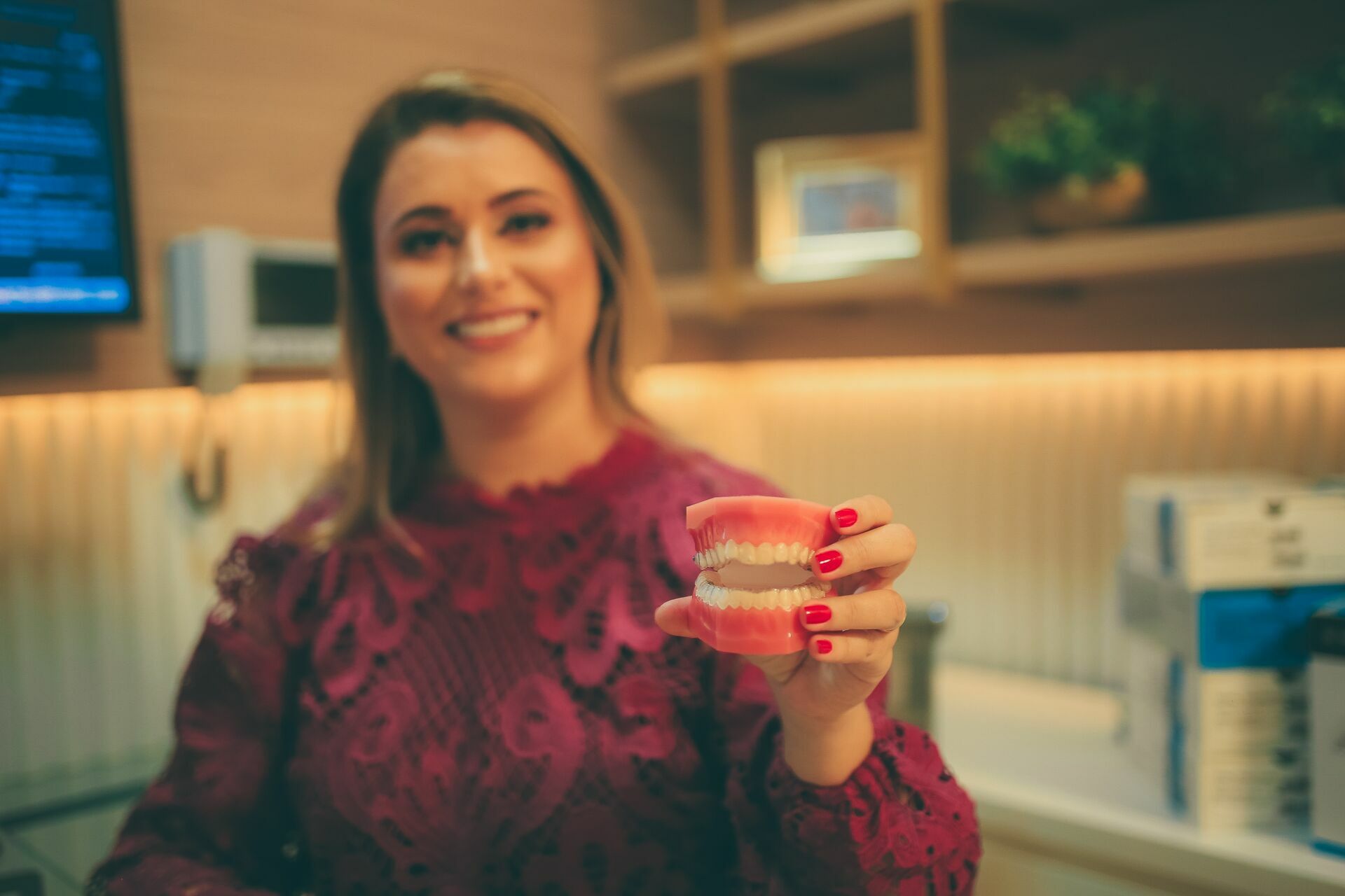 Foto Ensaio Fotográfico Corporativo para Dentista - Dra. Leidiani Rossi - Imagem 4