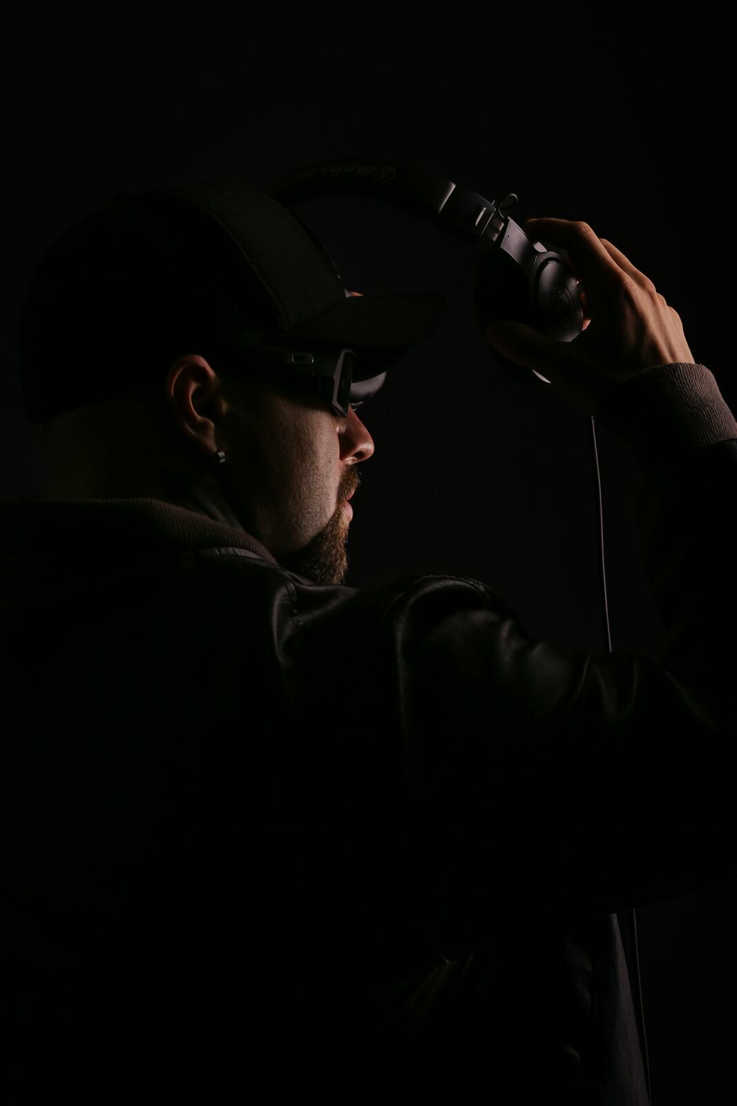 Foto Ensaio Corporativo para DJ em Goiatuba: Como Fortalecer sua Marca Pessoal com Fotografias Profissionais - Imagem 0